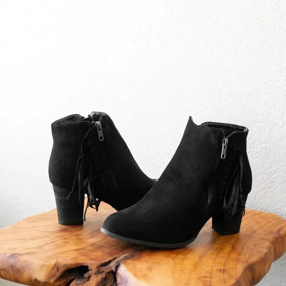 NWT Ardene Black Fringe Ankle Boots Size 10 | Suede Block Heel Booties